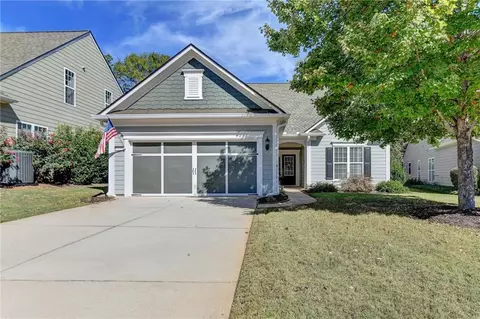 6429 Monarch Ct, Hoschton, GA 30548