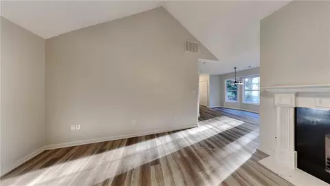 141 W James Cir, Hampton, GA 30228 photo 4