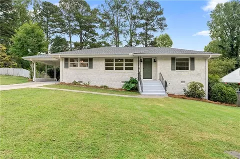 948 Magnolia Dr SE, Smyrna, GA 30082