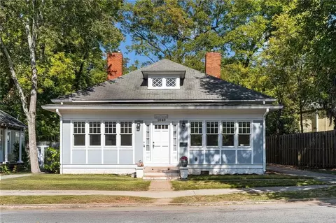 1040 Drewry St NE, Atlanta, GA 30306