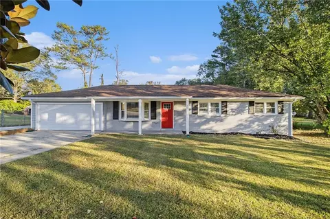 2366 Weslan Dr, Austell, GA 30106