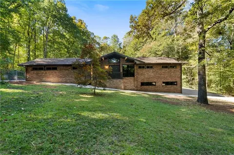 6333 N Sweetwater Rd, Lithia Springs, GA 30122