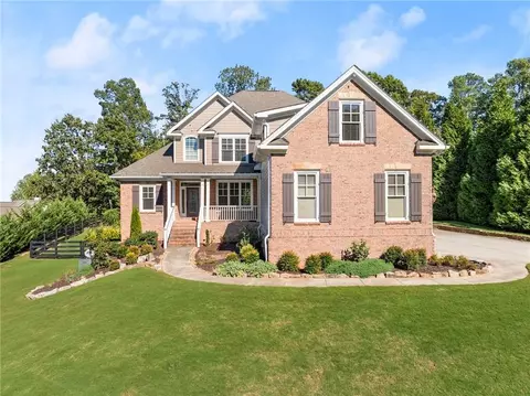4454 T Moore Rd, Oakwood, GA 30566