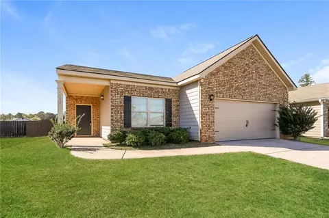 11157 Wind Ridge Dr, Hampton, GA 30228