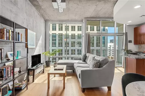 943 Peachtree St NE #907, Atlanta, GA 30309