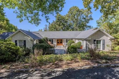 88 Ridgeview Dr SE, Silver Creek, GA 30173
