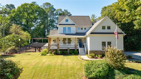 60 Shadowlawn Rd SE, Marietta, GA 30067