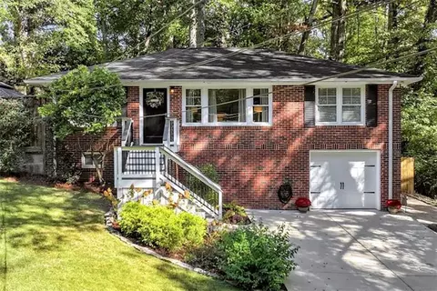 2735 Stonecreek Rd SE, Smyrna, GA 30080