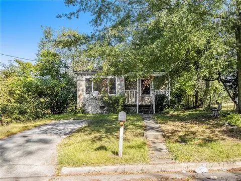 343 Adams St, Griffin, GA 30223