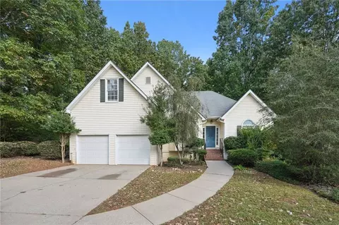 6012 Armor Dr, Powder Springs, GA 30127
