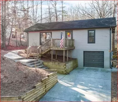 6330 Quail Trl, Gainesville, GA 30506