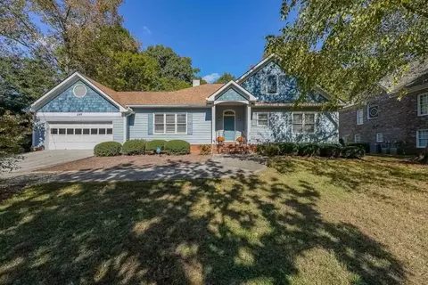 2309 Kingsland Dr, Atlanta, GA 30360
