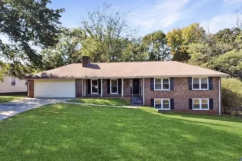 3809 Saddle Ridge Dr, Snellville, GA 30039