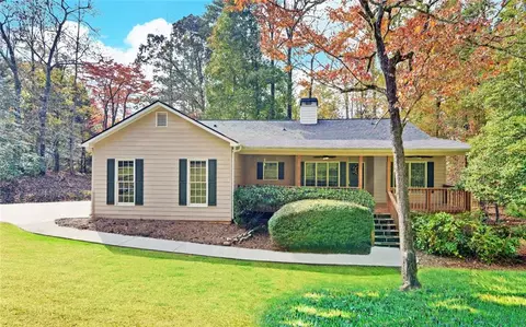 37 High Shoals Dr, Dahlonega, GA 30533