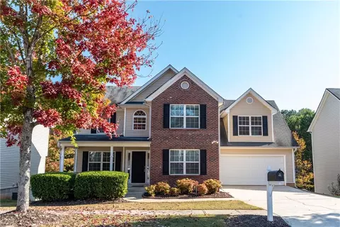 3718 White Pine Rd, Snellville, GA 30039