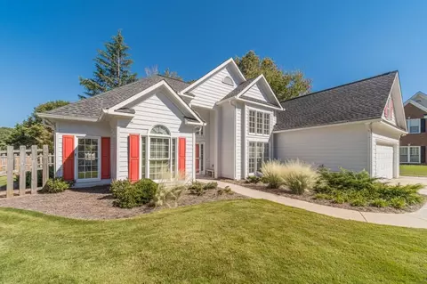 6275 Clear Spring Ln, Flowery Branch, GA 30542