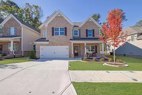 555 Clark Lake Estates Dr, Grayson, GA 30017