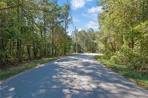 6267 Malibu Rdg, Flowery Branch, GA 30542
