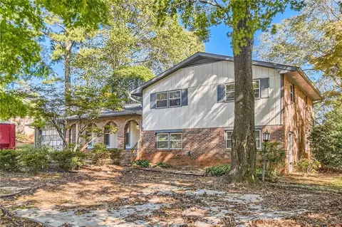 1768 Fontaine Dr, Jonesboro, GA 30236