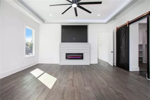 Living - 236 Bona Rd, Buford, GA 30518 photo 6 of 7