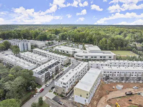 201 New St #2201-9, Decatur, GA 30030