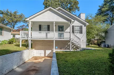 525 Woodrow Ave, Atlanta, GA 30354