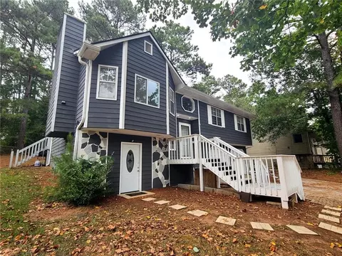 350 Rocky Cove Trl, Lawrenceville, GA 30044