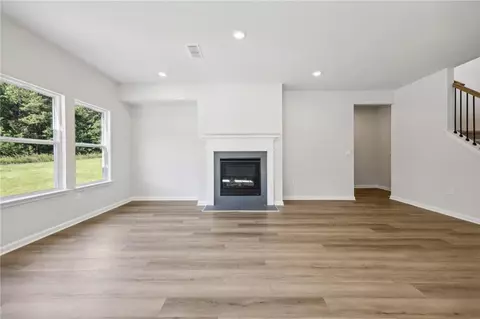 1648 High Falls Ln, Grayson, GA 30017 photo 6