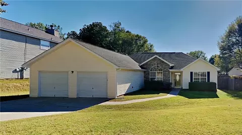 856 Kendall Park Dr, Winder, GA 30680