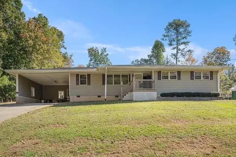 105 Kennedy Dr, Carrollton, GA 30116