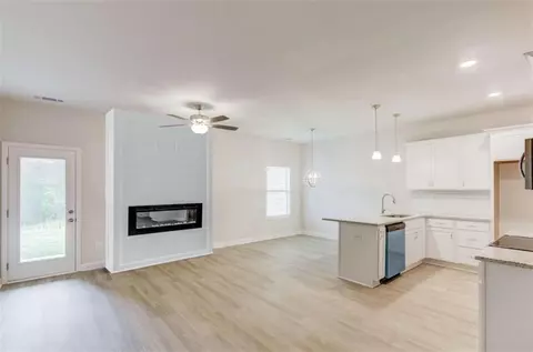 6368 Pine Station Dr, Lula, GA 30554 photo 5