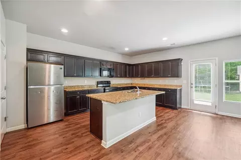 65 Citadel Dr, Hampton, GA 30228 photo 8
