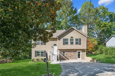 1146 Indian Way NW, Lilburn, GA 30047