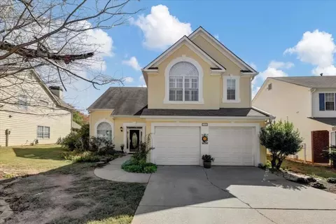 1055 Bradford Dr, Roswell, GA 30076