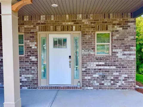 730 Pathway Cir, Cornelia, GA 30531 photo 2