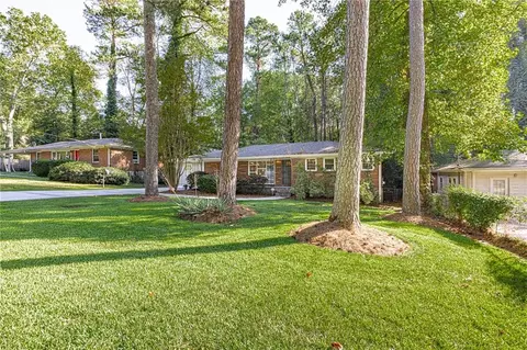 3351 Pinehill Dr, Decatur, GA 30032