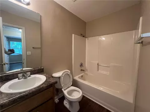 Bath - 2738 Rosecommons Dr, Hampton, GA 30228 photo 4 of 4