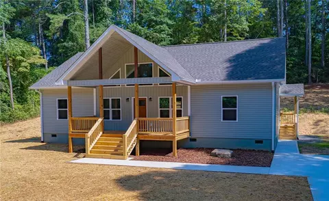 18 Tilly Mill Rd, Ellijay, GA 30540