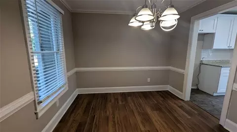 139 Hayes Cir, Rex, GA 30273 photo 5