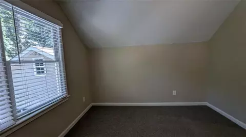 139 Hayes Cir, Rex, GA 30273 photo 34