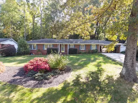 6681 Castleton Dr, Atlanta, GA 30328