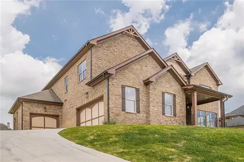 2532 Alcovy Club Dr, Dacula, GA 30019