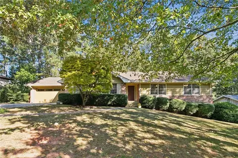 1996 Walton Woods Cir, Tucker, GA 30084
