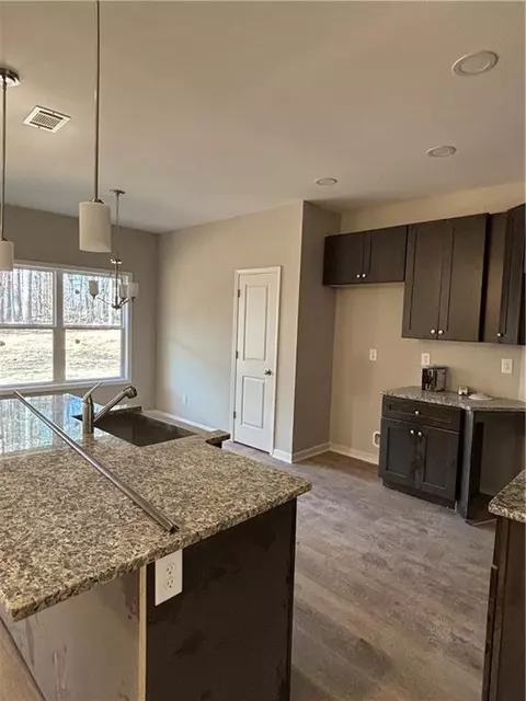 315 Valley Rd, Covington, GA 30016 photo 4