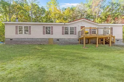 135 Sweetwater Trl, Villa Rica, GA 30180
