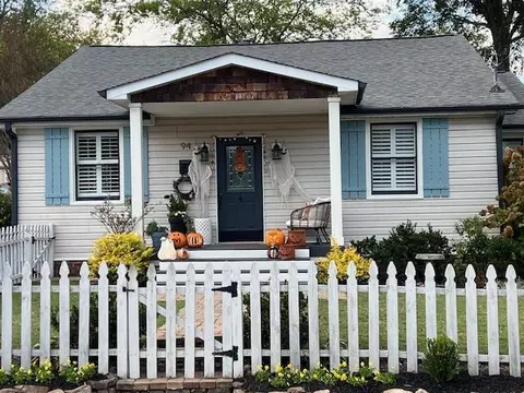 94 Holland St NW, Marietta, GA 30064
