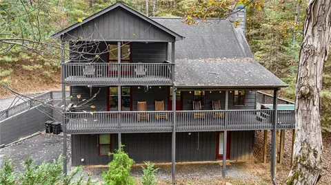 862 Monticello Dr, Ellijay, GA 30540