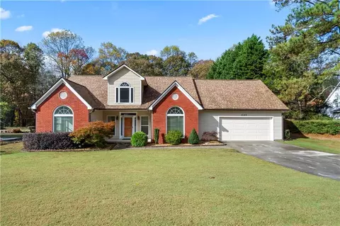 5185 Victoria Park Dr, Loganville, GA 30052