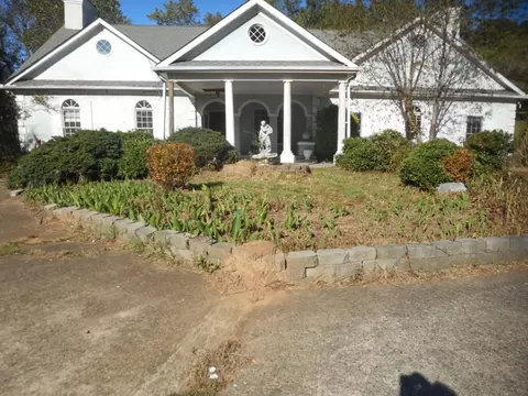 3680 Ryans Bluff Dr, Cumming, GA 30040