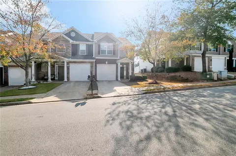 997 Pierce Brennen Dr, Lawrenceville, GA 30043